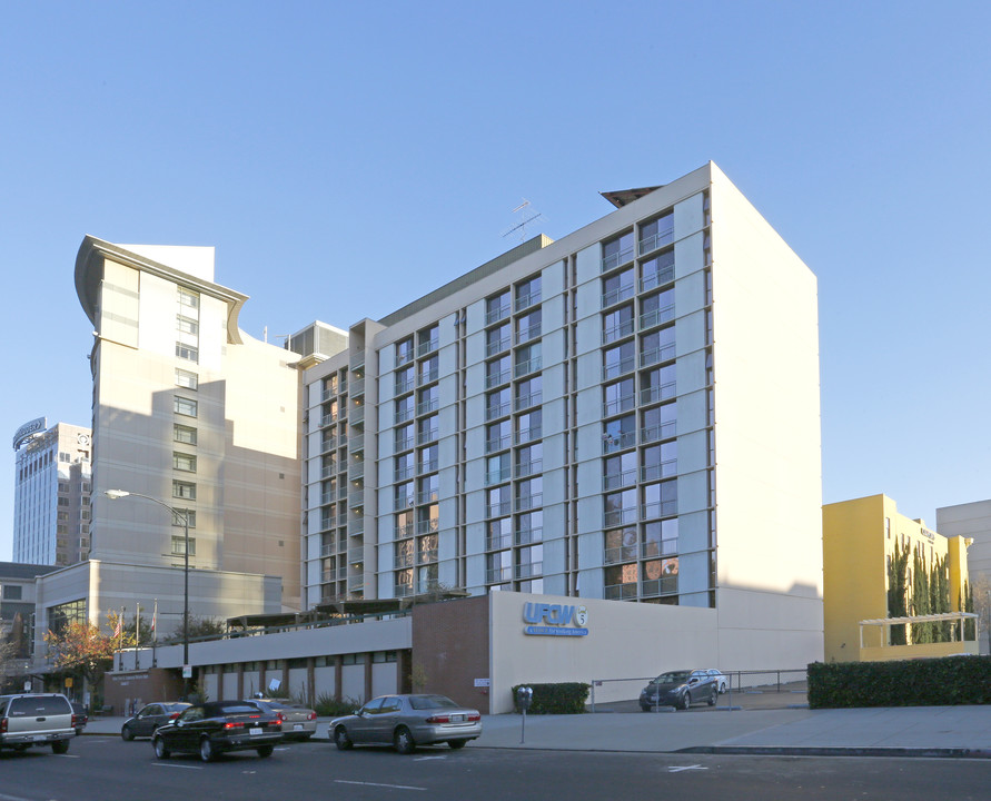 Casa del Pueblo Apartments in San Jose, CA - Building Photo