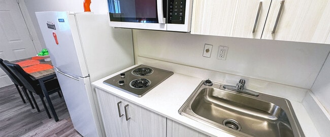 Siegel Select Jacksonville/Orange Park in Orange Park, FL - Foto de edificio - Building Photo