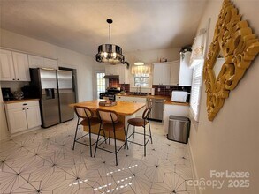 718 Wood St in Statesville, NC - Building Photo - Building Photo