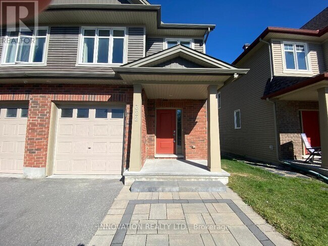 322 Fergus Cres in Ottawa, ON - Building Photo - Building Photo