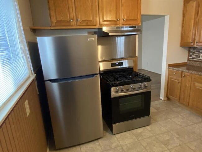 1623 Ethel Ave in Lincoln Park, MI - Building Photo - Building Photo