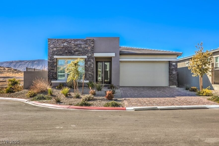 12481 Heritage Bend Dr in Las Vegas, NV - Building Photo