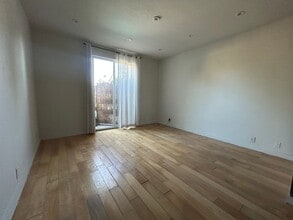 10210 Newville Ave in Downey, CA - Building Photo - Building Photo