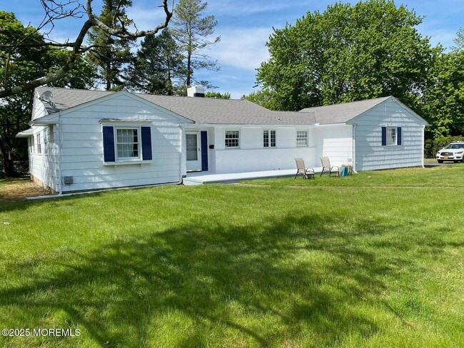 17 Palmer Ave