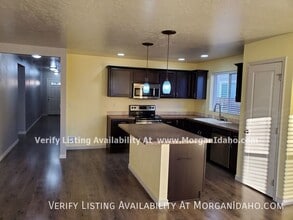 10627 Pipevine Dr in Nampa, ID - Building Photo - Building Photo
