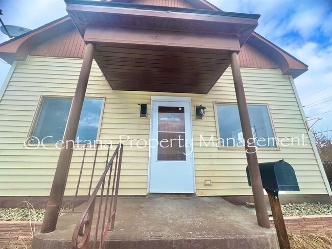 property at 1265-1265-1262 1st St