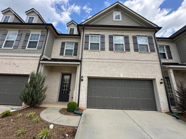 property at 120 Heathbrook Ln
