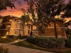8977 Wiles Rd, Unit 206 in Coral Springs, FL - Building Photo