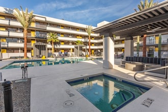 The Quinn Apartments in Phoenix, AZ - Building Photo - Building Photo
