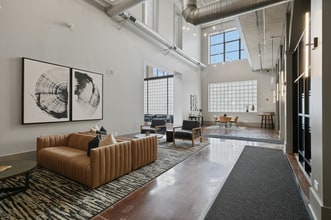 Ovaltine Court in Villa Park, IL - Building Photo - Building Photo