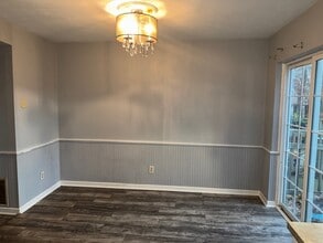 403 Hamlet Way in Charleston, WV - Building Photo - Building Photo