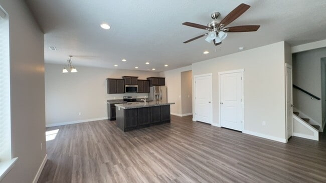 863 Wellington Ave. in North Salt Lake, UT - Building Photo - Building Photo