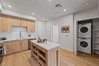 Modera Argyle in Los Angeles, CA - Building Photo - Building Photo