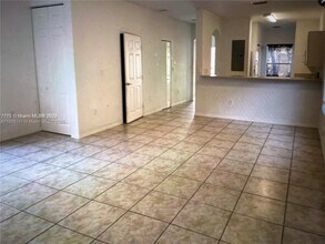 4932 SW 140th Terrace in Miramar, FL - Building Photo - Building Photo
