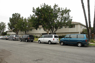 1872 Monrovia Ave Apartments