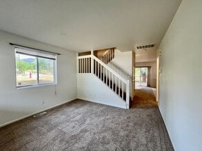 296 Mikala Ln in New Castle, CO - Foto de edificio - Building Photo