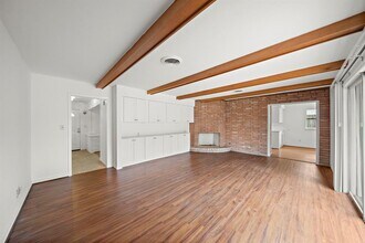 4802 Braesvalley Dr in Houston, TX - Building Photo - Building Photo