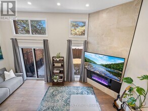 4165-4165 Fieldgate Dr in Mississauga, ON - Building Photo - Building Photo