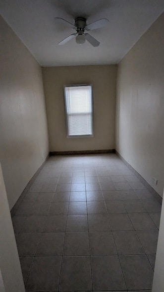 2636 W Division St, Unit 5H in Chicago, IL - Building Photo - Building Photo