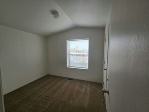 10960 N 67th Ave in Glendale, AZ - Foto de edificio - Building Photo