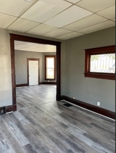 216 N Lynn St in Nevada, MO - Building Photo - Building Photo