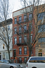 381 2nd St in Jersey City, NJ - Foto de edificio - Building Photo