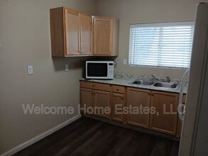 110 E Prince Rd in Tucson, AZ - Building Photo - Building Photo