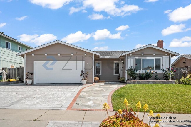 property at 3418 Sagewood Ln