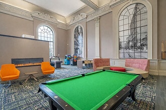 Flats on Fifth in Louisville, KY - Building Photo - Building Photo