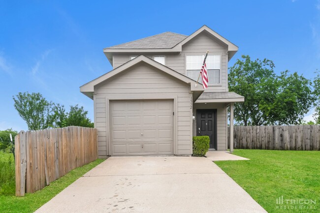property at 1532 Pine Ln