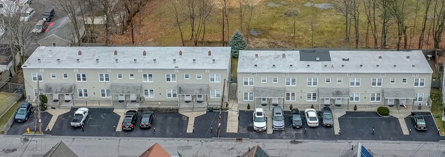 10 Hunt Pl in White Plains, NY - Building Photo - Building Photo