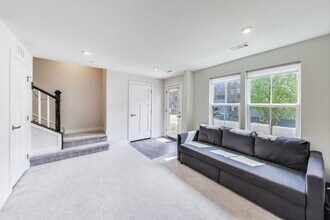 312 S Elm St in Mount Prospect, IL - Building Photo - Building Photo