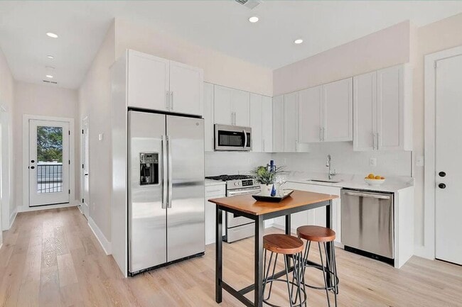 property at 1130 Penn St NE