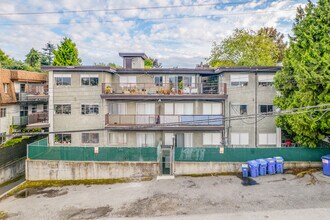 1949 W 5th Ave in Vancouver, BC - Building Photo - Building Photo