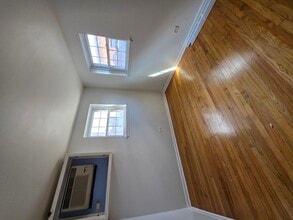 9458 Glenlake Ave in Rosemont, IL - Building Photo - Building Photo