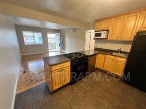 650 N 300 W in Salt Lake City, UT - Building Photo - Building Photo