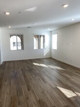 2733 Luzzi Walk in Henderson, NV - Building Photo - Building Photo