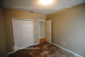 805 Hastin Pl in Kissimmee, FL - Foto de edificio - Building Photo