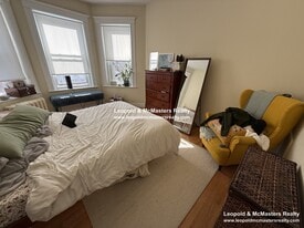 164 Kelton St, Unit Kelton Street in Boston, MA - Building Photo