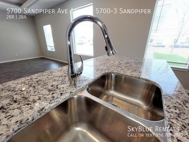 5700 Sandpiper Ave in Alton, TX - Building Photo - Building Photo