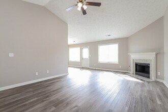 5855 Meadowfield Trace in Flowery Branch, GA - Building Photo - Building Photo