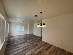 2995 E Ames Ave in Kingman, AZ - Building Photo - Building Photo