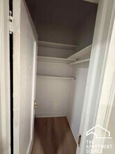 6304 N Oakley Ave in Chicago, IL - Building Photo - Building Photo