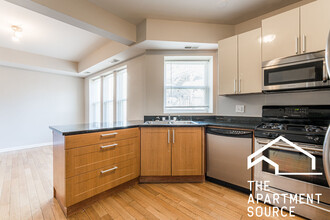 6421 N Greenview Ave in Chicago, IL - Building Photo - Building Photo