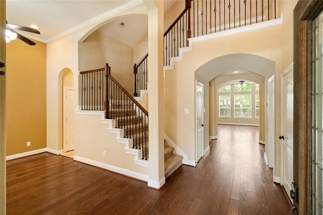 214 Pinto Point Dr in The Woodlands, TX - Foto de edificio - Building Photo