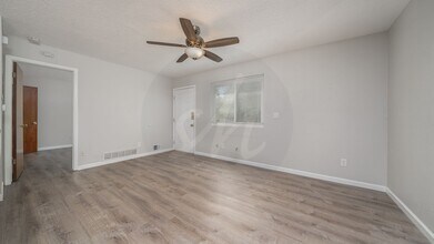 2580 W Bijou St in Colorado Springs, CO - Building Photo - Building Photo