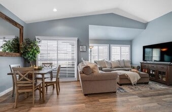1138 De Leon Dr in Chula Vista, CA - Building Photo - Building Photo