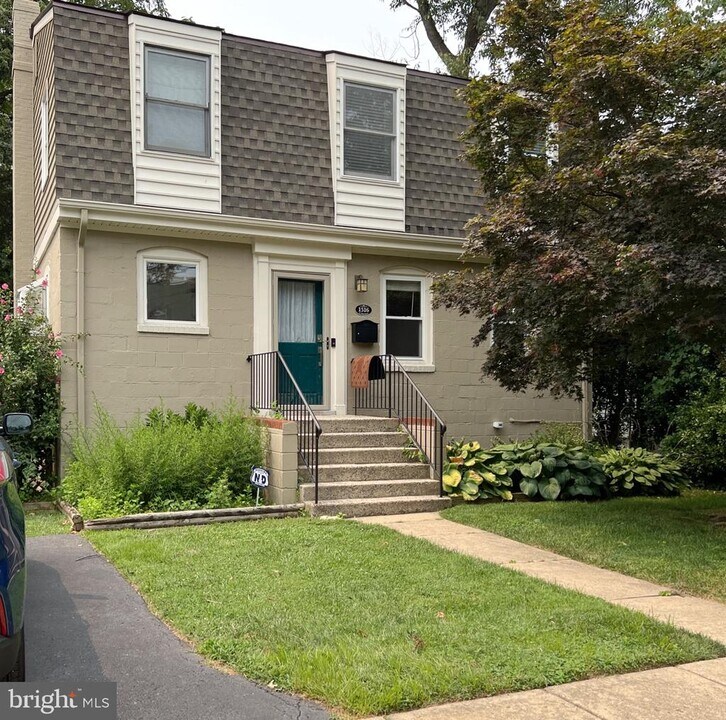 1516 N Ohio St in Arlington, VA - Building Photo