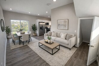 5266-5268 Tipton St in San Diego, CA - Building Photo - Building Photo