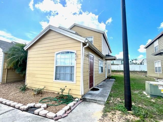 436 Washington Palm Loop in Davenport, FL - Foto de edificio